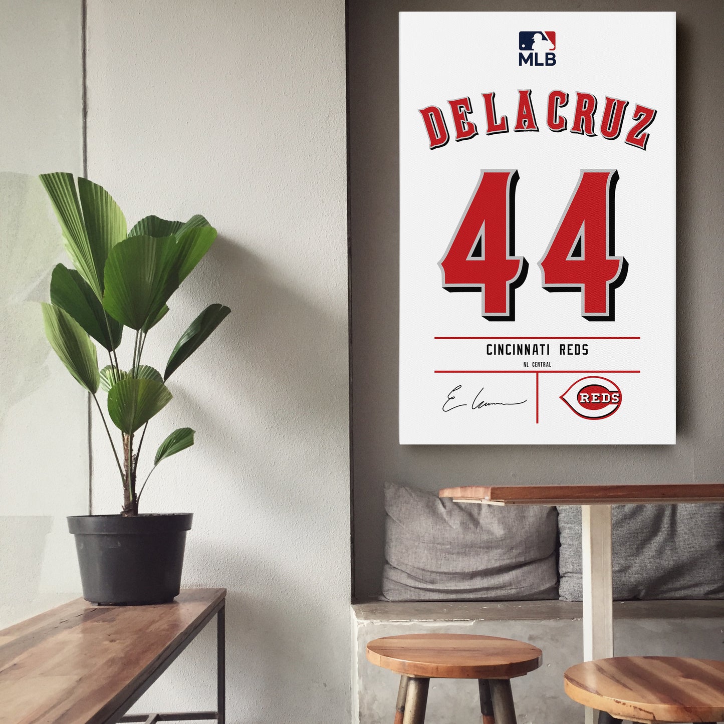 Elly De La Cruz Cincinnati Reds Jersey Canvas Wall Art